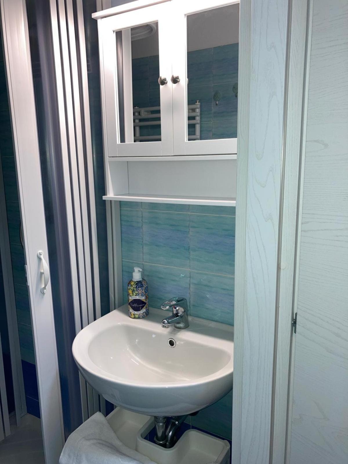 D.S House Mare & Sentieri Apartment Рапало Екстериор снимка